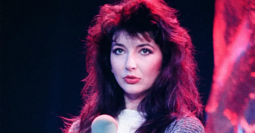 Kate Bush, ingiliz ikonik şarkıcı